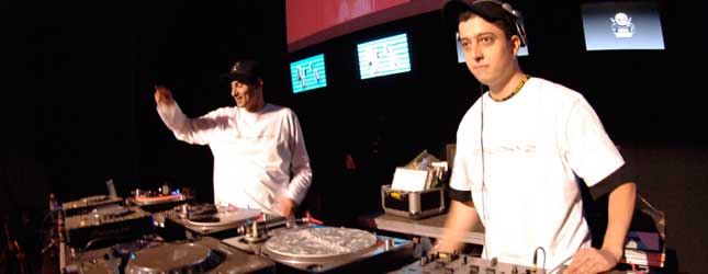 Cezar Peralta e Beto Dog Face, o 2FunkyZ